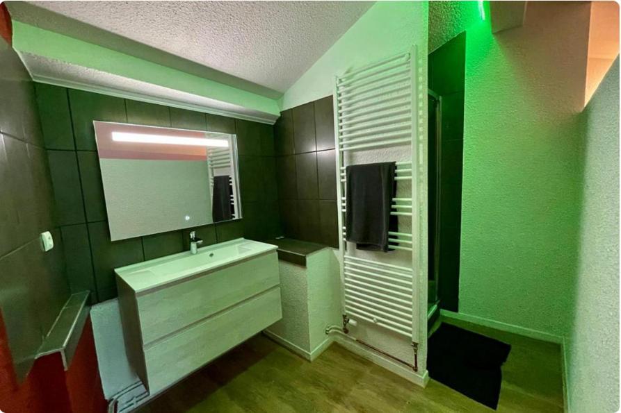 Le Triplex, Charmant Appartement, 2 Chambres Le Coteau Bagian luar foto